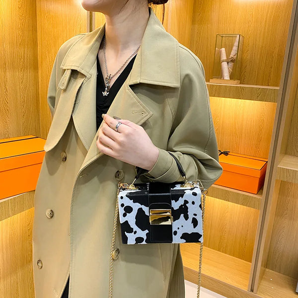 Cow Pattern Box Shape Shoulder Crossbody Bag Cute Purses and Handbags for Women Cow Pattern Clutch Fashion Novelty Bags